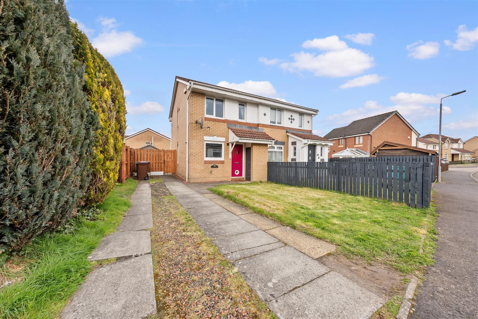 Devine Grove, Newmains, Wishaw